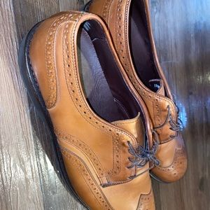 Allen Edmonds Brown shoes